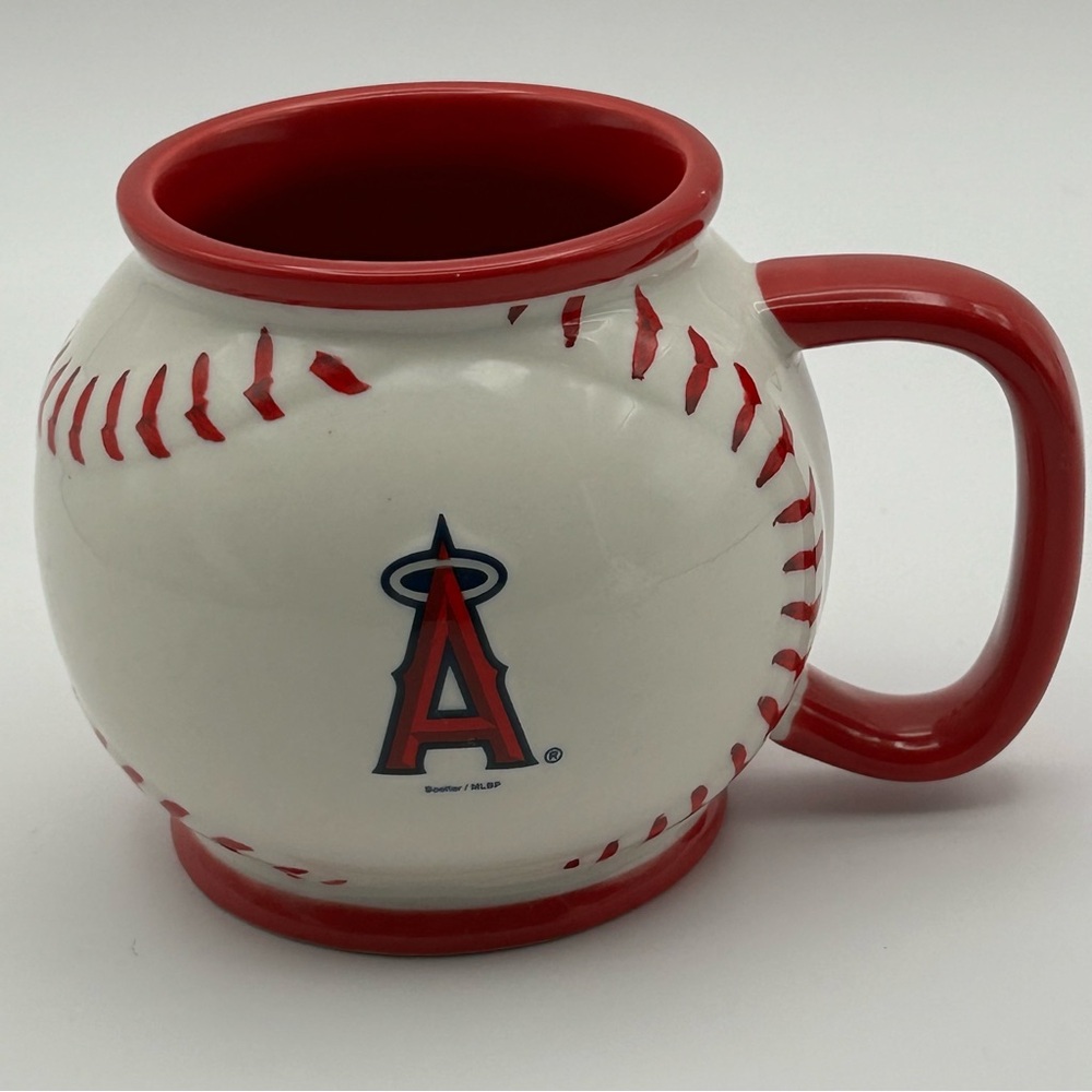 2013 BOELTER BRAND ANGELS CUP MUG BASEBALL DESIGN RED WHITE 3-3/4”TALL